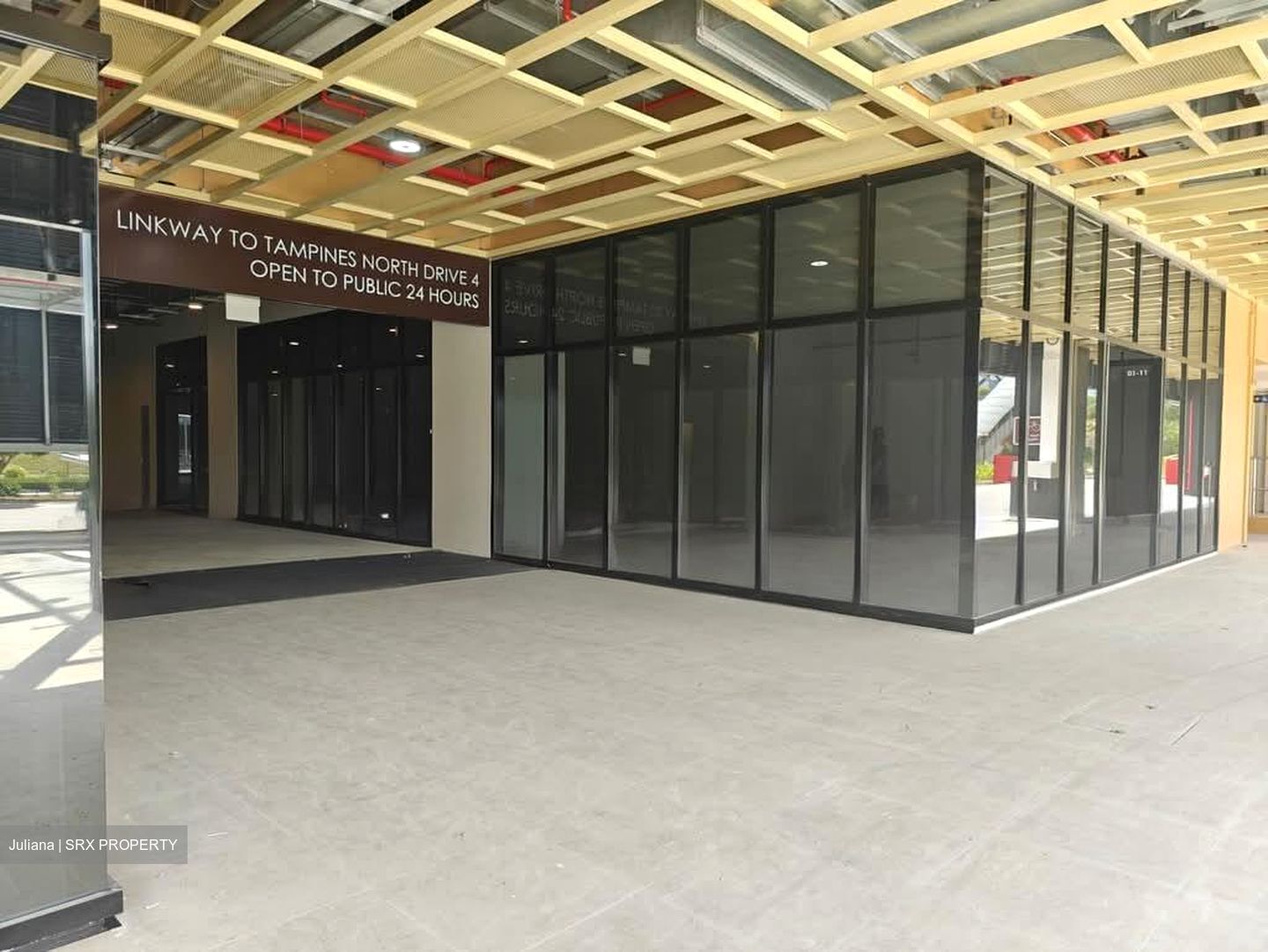 Stellar@tampines (D18), Retail #532148611